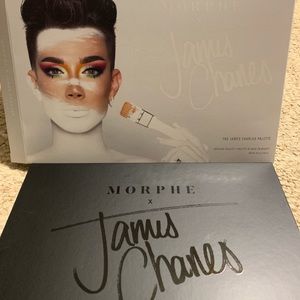 ****SOLD***** Morphe X James Charles palette